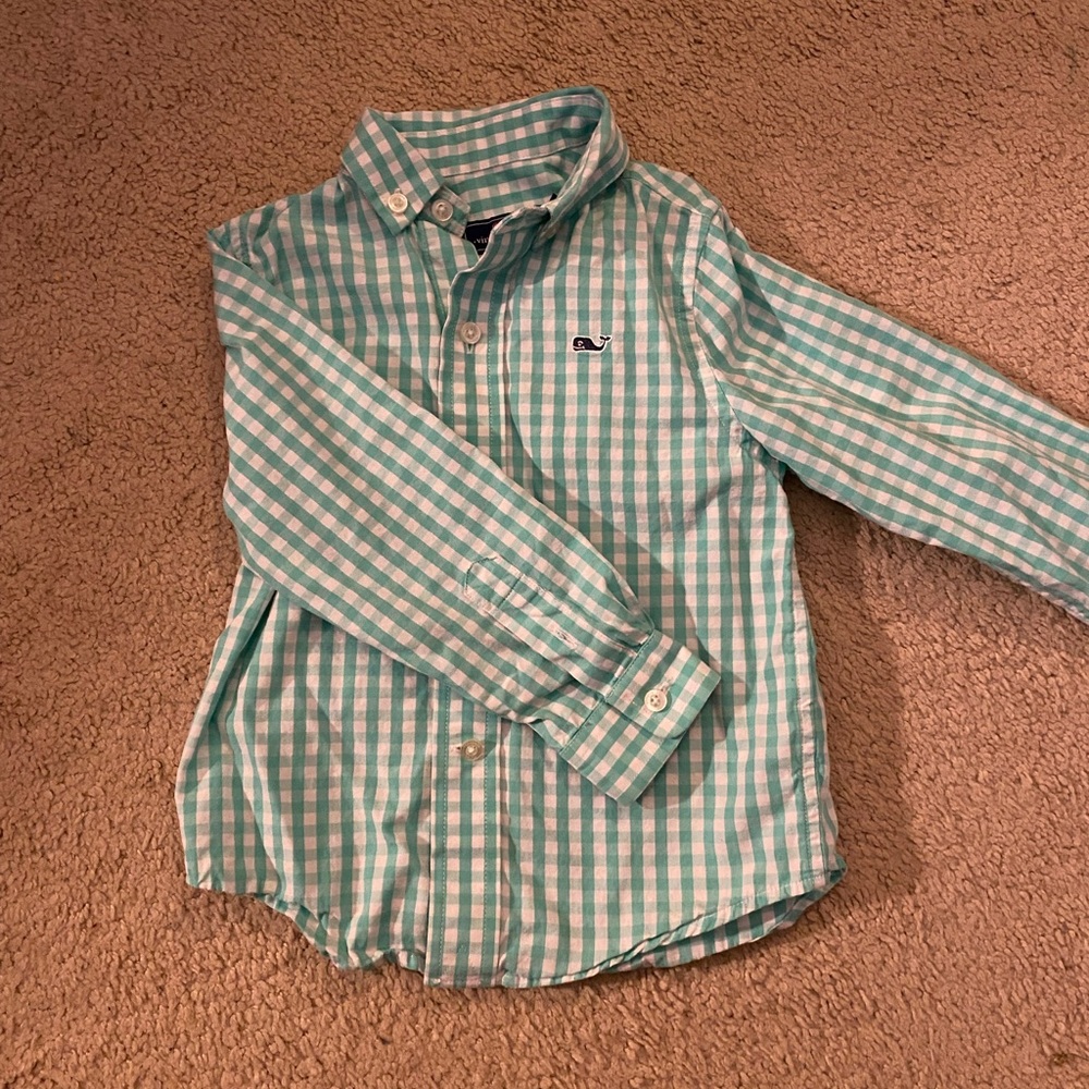 2T Vineyard Vines Button Down